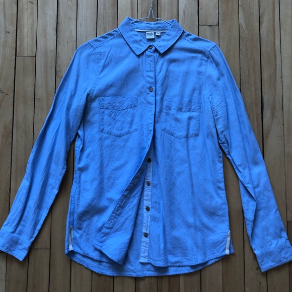 Blue shirt - Picture 1 of 1